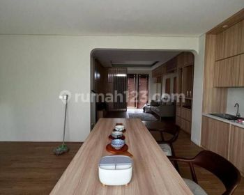 Rumah Full Furnished Minimalis Modern di Kota Baru Parahyangan