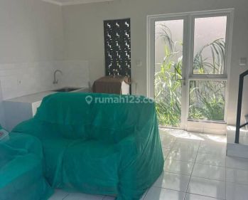 Rumah Tinggal 2 Lantai Cluster Dayana Summarecon Bandung