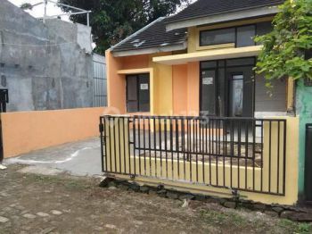 Rumah murah Free Biaya all in. Hook unit reafy di Cimuning Bekasi