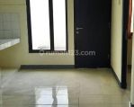 thumbnail-rumah-di-cluster-de-residence-dekat-puri-harapan-1