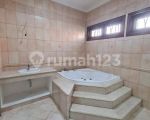 thumbnail-for-rent-beautiful-house-pondok-indah-1