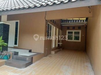 Rumah 1 Lantai Bisa Buat Kos an Di Anggrek Loka BSD Bagus Siap Huni