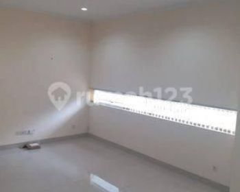 Rumah Rapi Siap Huni Lokasi Discovery  CPA3 4368