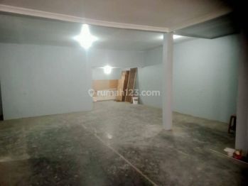 Chandra Rumah Sewa Uk 14x15m Lokasi Komplek Kavling Polri Jelambar