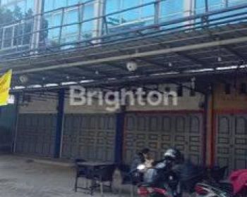 Ruko Gandeng 4 Letak Strategis