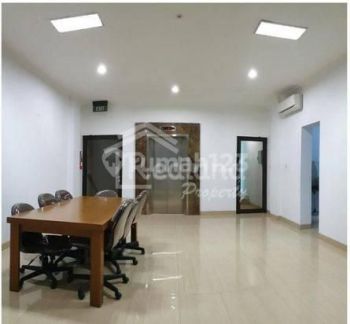 Ruko di Gajahmada , Semarang Tt Yl 3442