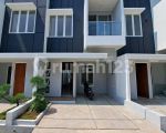 thumbnail-dijual-rumah-di-cilangkap-jakarta-timur-di-lokasi-jalan-utama-dan-jalur-angkot-2