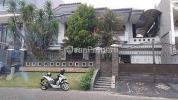 Sewa Rumah di Graha Famili, Sby Barat