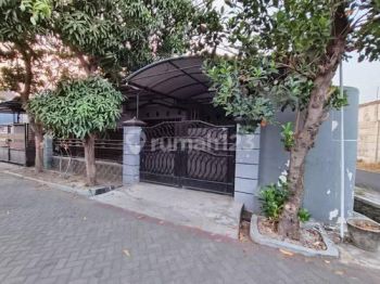 Dijual Rumah Perum di Puri Lidah Kulon Indah