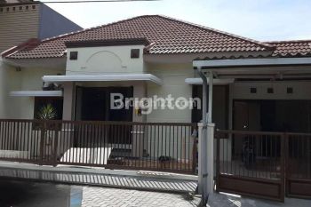 Rumah Nyaman di Pondok Candra