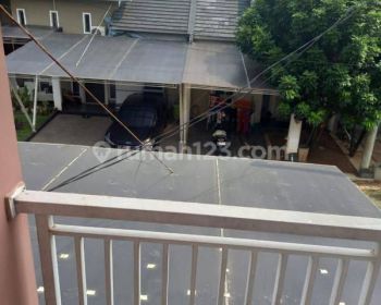 Rumah 2 lantai di Bintaro SHM