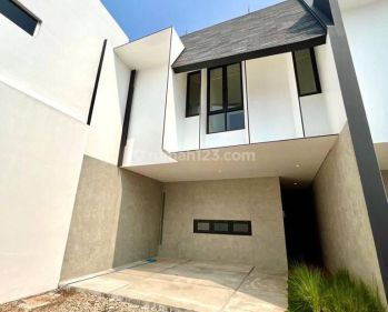 Di Jual Rumah 2 Lantai Ready Siap Huni Lokasi Strategis Dalam Perumahan