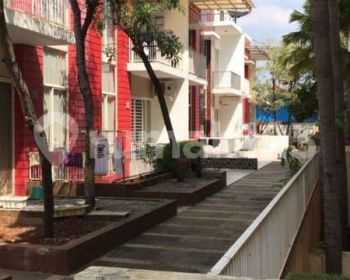 Termurah di Pik Rumah Uk6x15 3lantai Dekat Sekolah Minimalis