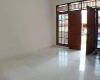 Rumah 2 Lantai Dan Bebas Banjir Di Johar Baru Jakarta Pusat R1771