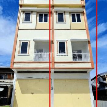 Ruko Strategis Siap Huni 3 Lantai Dekat Jalan Ratulangi