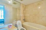 thumbnail-sewa-apartemen-the-peak-2-br-lantai-53-ada-balcony-full-furnished-8