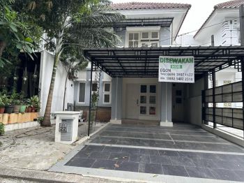 Rumah Rapi Bersih 2 1/2 Lantai Carport 2 Mobil Legenda Wisata Cibubur