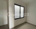 thumbnail-sewa-rumah-milenial-45x10m2-2-lantai-unfurnished-pik-3-4