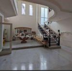 thumbnail-rumah-cantik-modern-minimalis-pakuwon-indah-la-riz-ville-surabaya-0