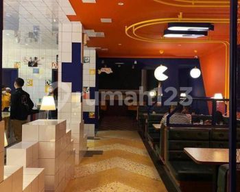 Tempat Usah Strategis