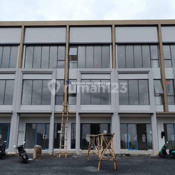 Disewakan Ruko Maggiore Junction Gading Serpong 3 Lantai Hadap Jalan