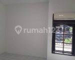 thumbnail-rumah-dekat-mal-paragon-di-jalan-sembodro-plombokan-4