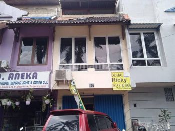 Sell Ruko: Dijual ruko dipadu