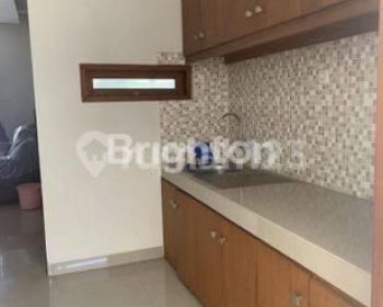 Sale Rumah: RUMAH ANYELIR