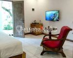 thumbnail-amr197lub-for-monthly-rent-deluxe-room-guest-house-in-jl-pantai-batu-bolong-3