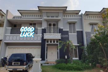 RUMAH KAMAR 4 + 1 di PASCAL GADING SERPONG - Khusus penyewa