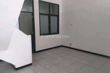 Ruko Siap Pakai Lokasi Ramai Di Kota Baru Parahyangan, Bandung