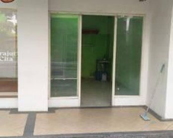 Dijual Bu Kios Dpn Pool Dan Danau, Biaya Pembeli Ditanggung Penjual