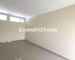 thumbnail-rumah-baru-taman-ratu-3-lantai-4x20-jalan-2-mobil-siap-huni-10