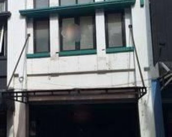 Ruko 2 lantai siap pakai di valencia graha raya dekat alam.sutera