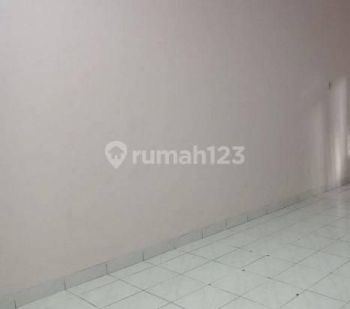 Disewa Ruang Usaha Pademangan, Luas 5x10 50m2, Lokasi Ramai, Jakarta Utara