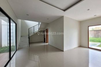 On Progress Rumah Sayap Setraduta Budi Luhur