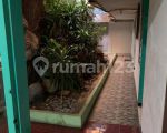 thumbnail-rumah-usahakost-di-petemon-surabaya-pusat-3