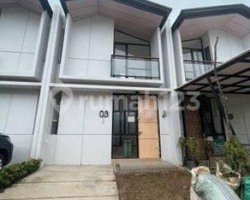 kan Rumah Cantik 2 Lantai Di Cendana Parc Lippo