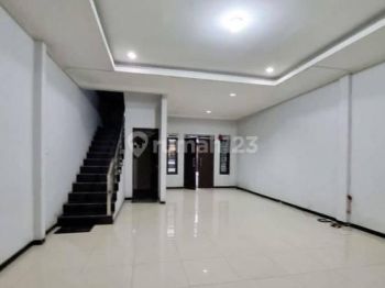 Rumah Lux 3BR di Mekar Wangi Bandung