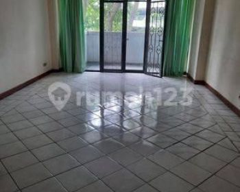 Dijual murah apartn Amarta Pura Residence type 3 BR di Kelapa Dua, Karawaci