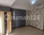 thumbnail-disewakan-studio-apartemen-royal-mediterania-garden-semi-furnished-6