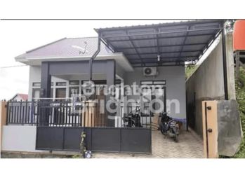 RUMAH CANTIK 3 KAMAR SAMARINDA