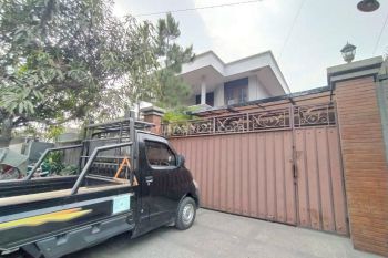 Rumah Mewah Full Furnished di Semanggi Pasar Kliwon Solo