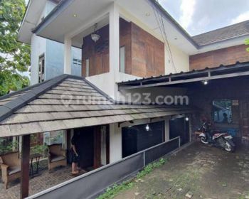 Sell Rumah: Rumah bagus 2 Lantai