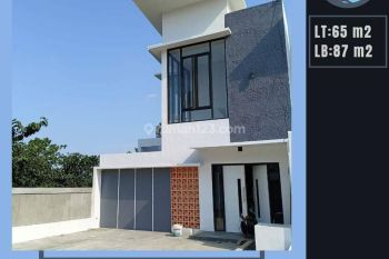 Rumah Villa Modern Bagus di Junrejo Kota Batu