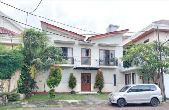 Simpang Darmo Permai Utara Kos Lux