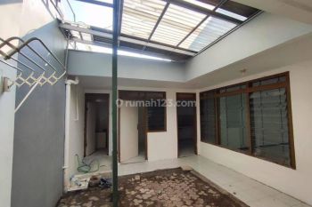 Rumah Siap Huni Di Perum. Baruk Rungkut Surabaya