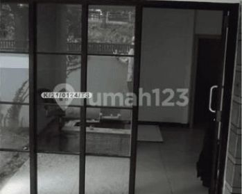 Rumah Posisi Hook Di Komplek Ujung Berung Indah Bandung