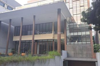Gedung Kantor di Setiabudhi Bandung