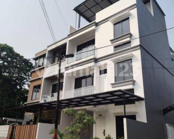 Rumah siap huni modern di Jl.cipinang baru raya samping clinik kecantikan timur